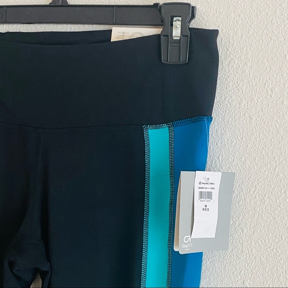 GAP Color Block Leggings - NWT - Medium - Picture 2 of 5